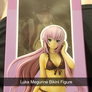 Luka Megurine Figure